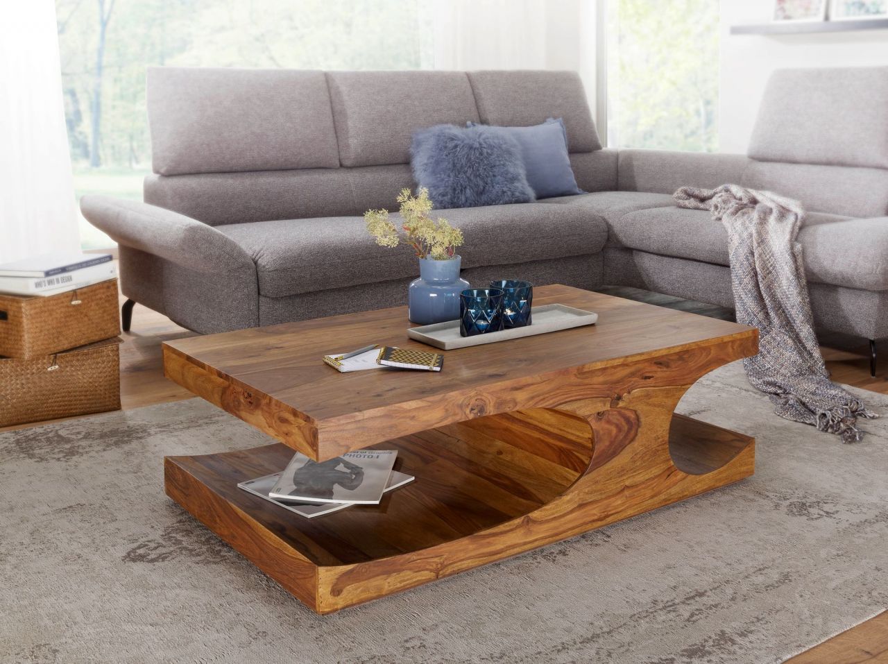 Couchtisch Massivholztisch BUANA 118x70x38 cm mit Ablage Holz Sheesham