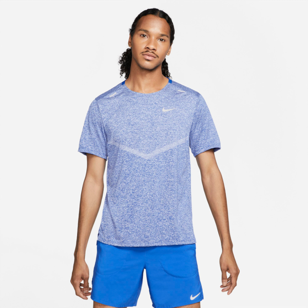 NIKE Herren T-Shirt Dri-FIT Rise 365
