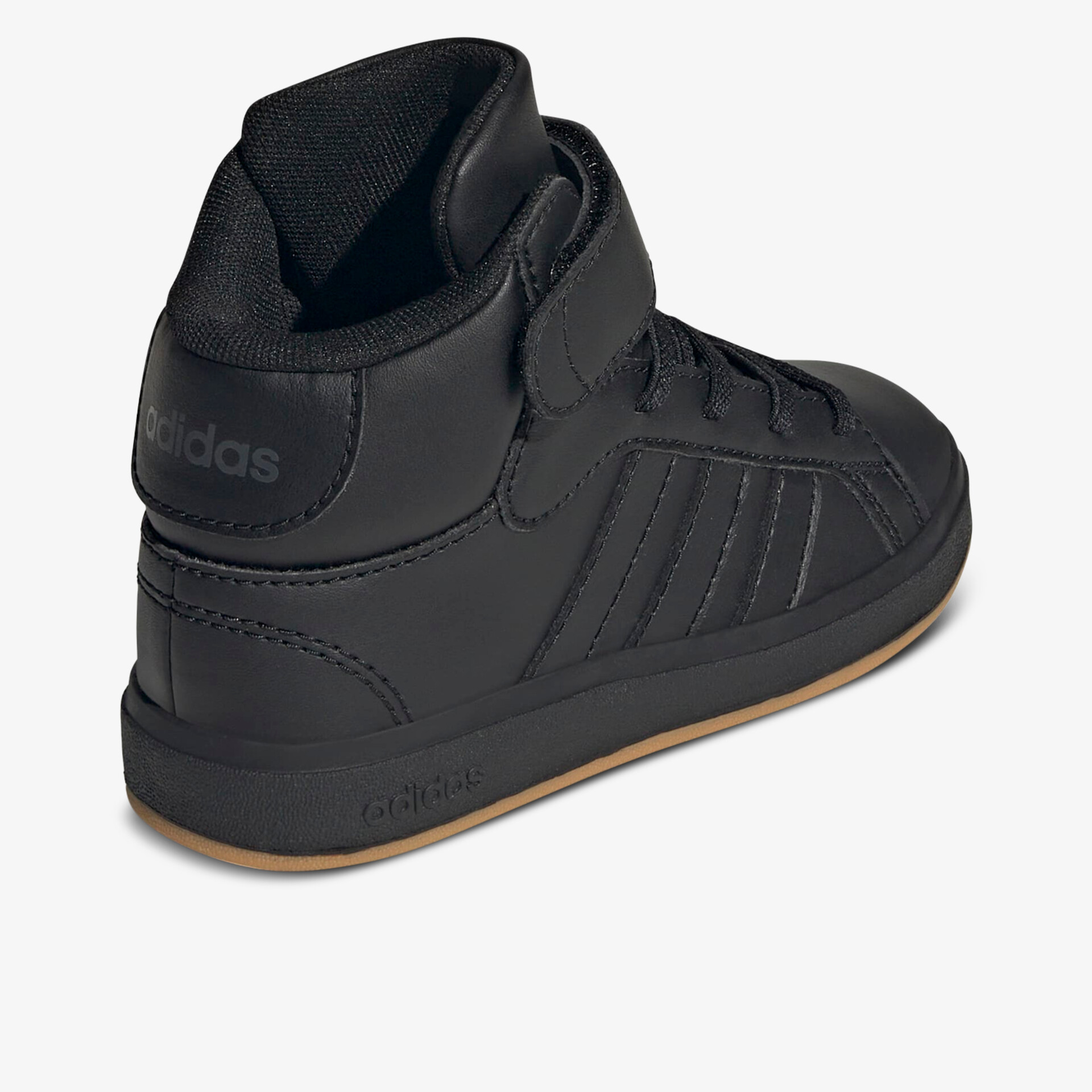 JR0804_7_FOOTWEAR_Photography_BackLateralTopView_white