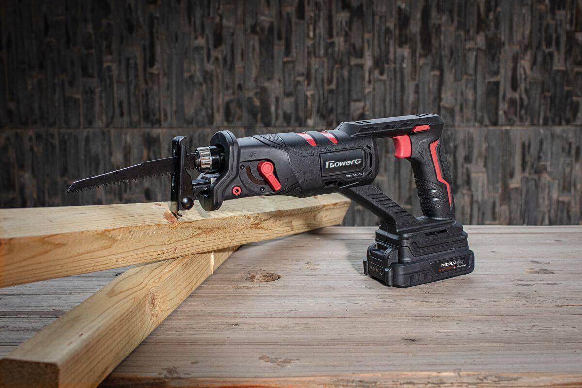 PowerG Säbelsäge PT201101 | 20V | SoftGrip | 10,5 cm Schnitttiefe | ohne Akku + Ladegerät Produktabbildung 3
