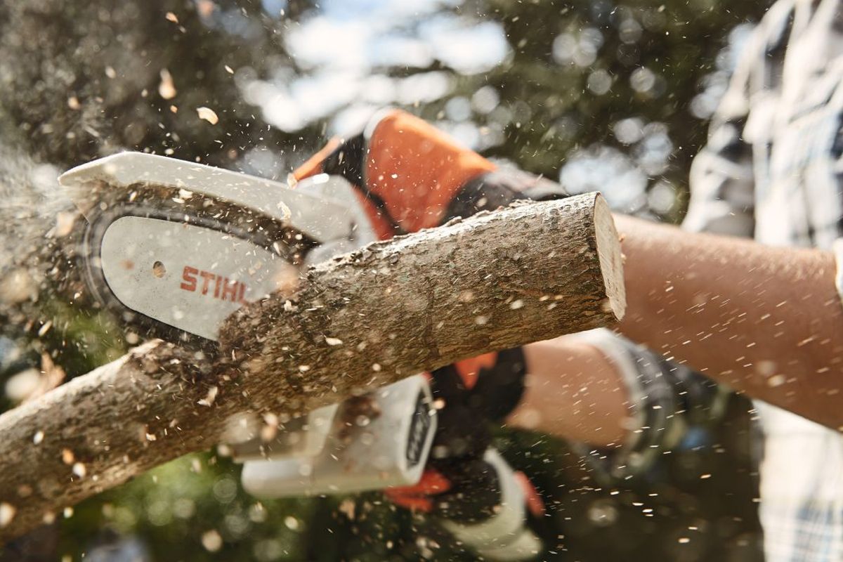 Stihl Akku-Gehölzschneider GTA 26 im Set, inkl Akku AS2 und Ladegerät AL1, hohe Schnittleistung Produktabbildung 2
