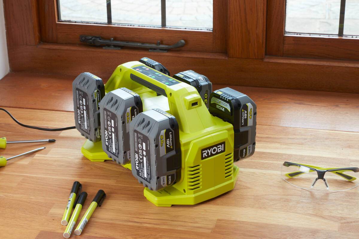 Ryobi 18 V ONE+ Ladestation für bis zu 6 Geräte, 2,0 und 4,0 A | RC18640 Produktabbildung 2