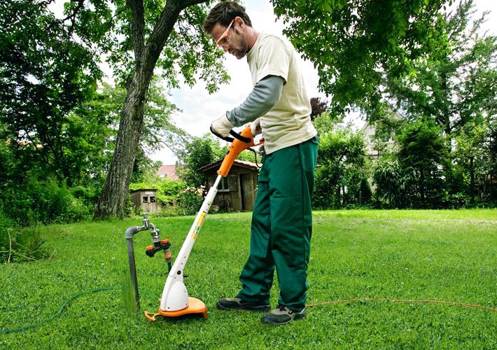 STIHL Elektro-Trimmer FSE 31, 245 W, schwenkbarer Mähkopf, besonders leicht Produktabbildung 3