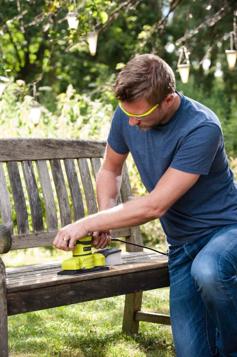 Ryobi Schwingschleifer kabelgeführt 200 W | mit Schleifpapiersortiment | RSS200-G Produktabbildung 2