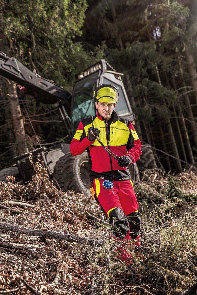 KÜBLER FOREST Ultrashell Jacke | Arbeitsjacke in Rot oder Oliv mit Reflektorstreifen Produktabbildung 9