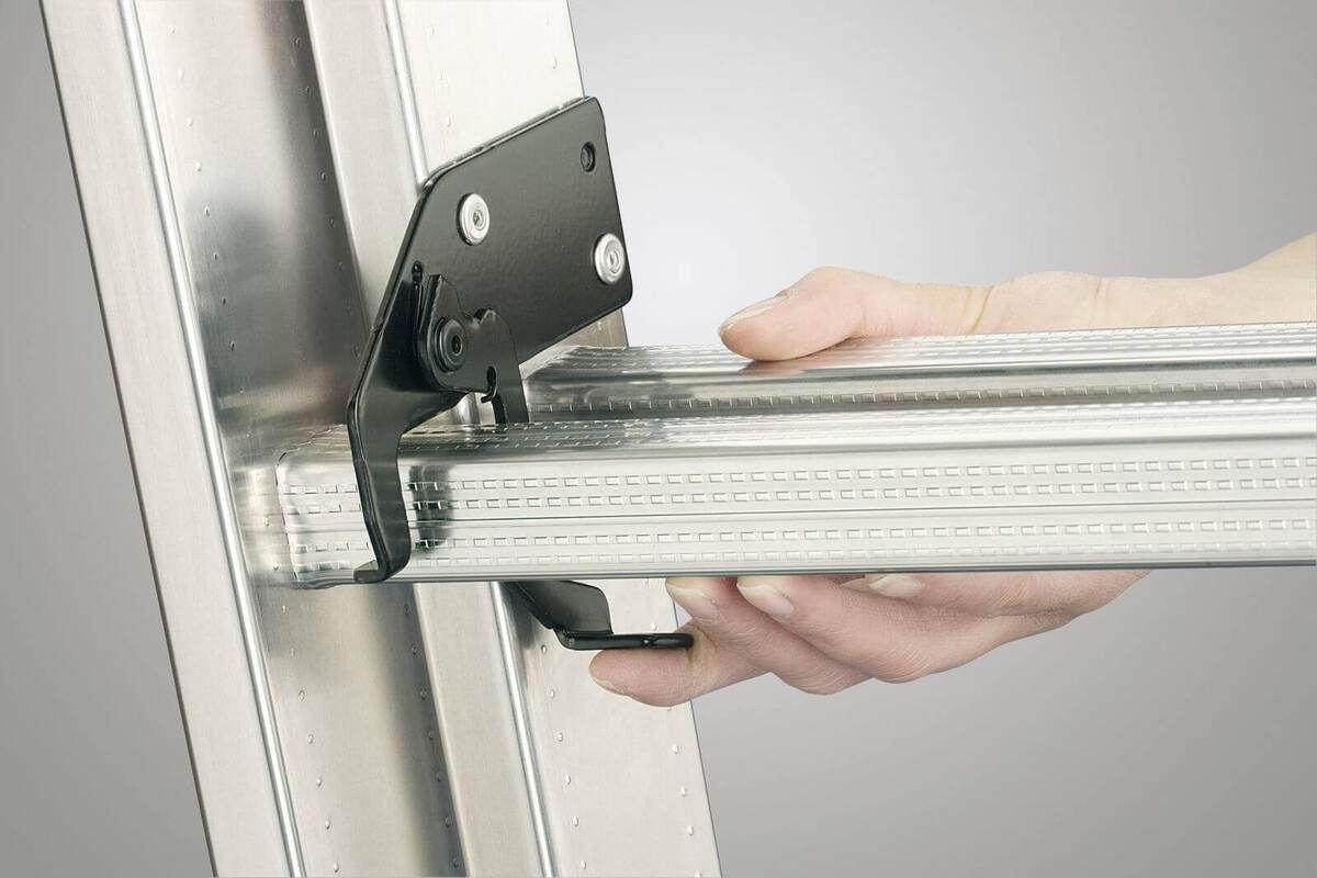 Hailo 2A-Ware HobbyStep 3-in-1-Alu-Kombileiter + gratis Einhängetritt, flexible Leiter 3x9 Sprossen Produktabbildung 4