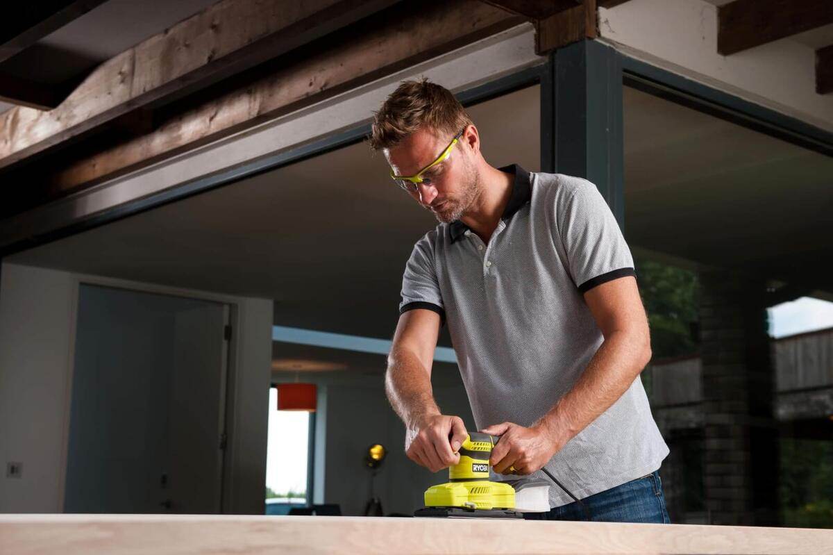 Ryobi Schwingschleifer kabelgeführt 200 W | mit Schleifpapiersortiment | RSS200-G Produktabbildung 4
