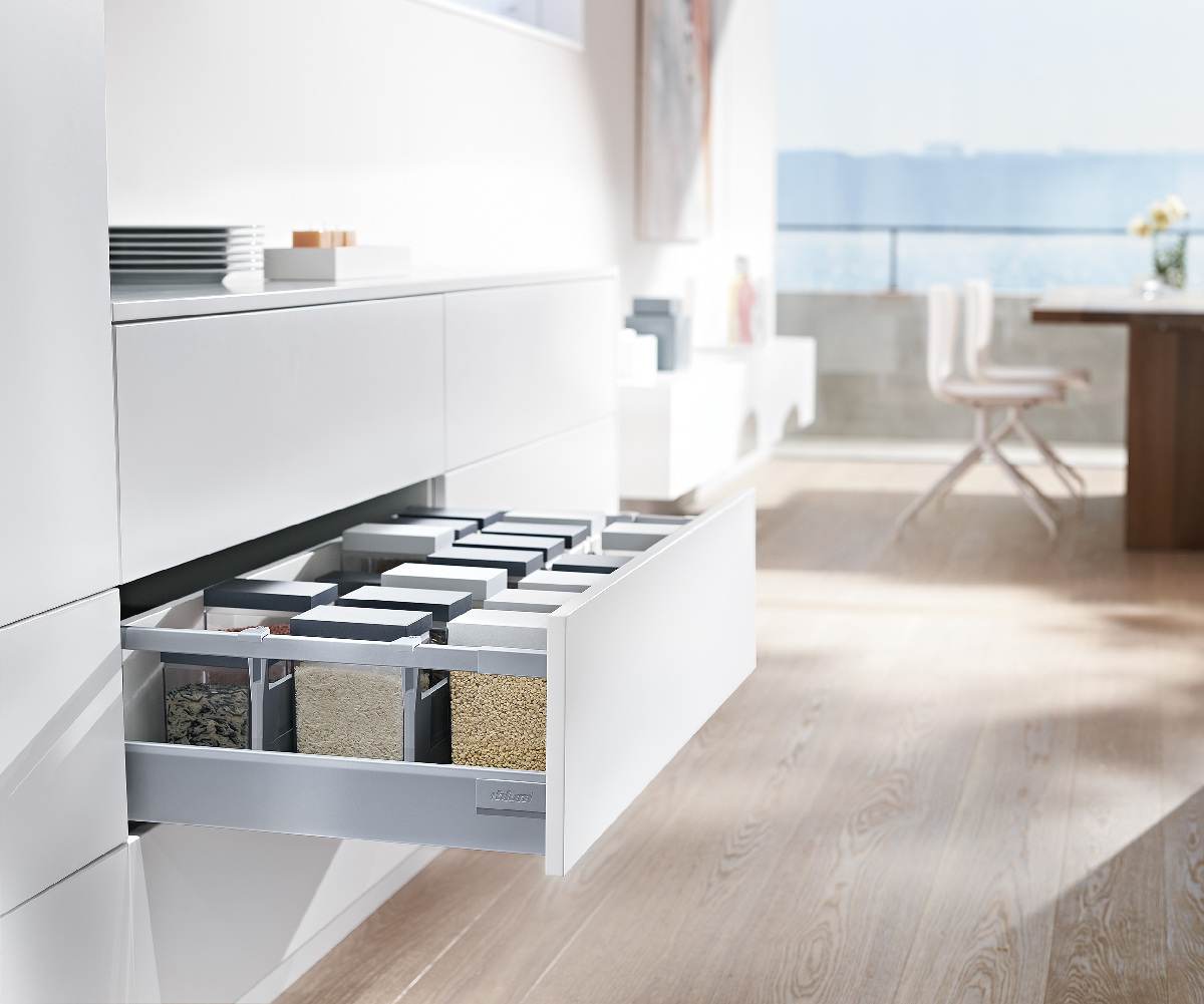 Blum TANDEMBOX Frontauszug Reling D Vollauszug BLUMOTION Soft-Close, INSERTA, Grau, 30kg, 60cm Produktabbildung 3