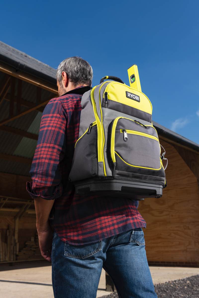 Ryobi Werkzeug-Rucksack, 20 kg belastbar, Stabil und Wasserfest ...