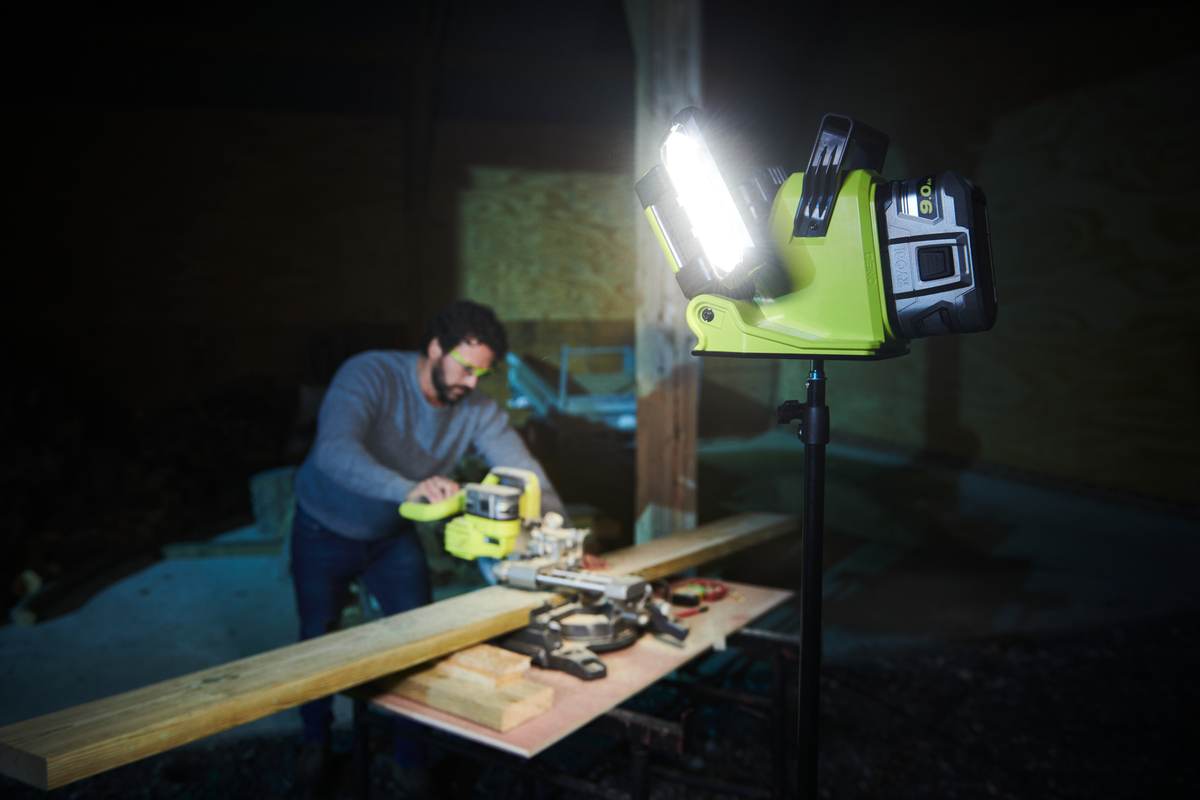 Ryobi Akku LED-Panelleuchte ONE+ 18 V | 3000 Lumen | RLP18-0 | ohne Akku & Ladegerät Produktabbildung 3