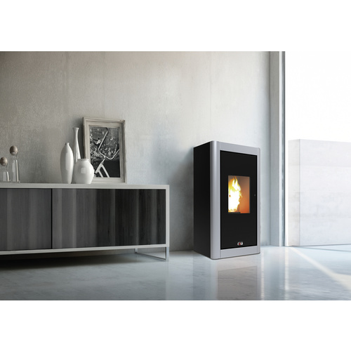 BLAZE Pelletofen »Urban«, 6,33 kw, WiFi-fähig, BxHxT: 45 x 89 x 51 cm - schwarz